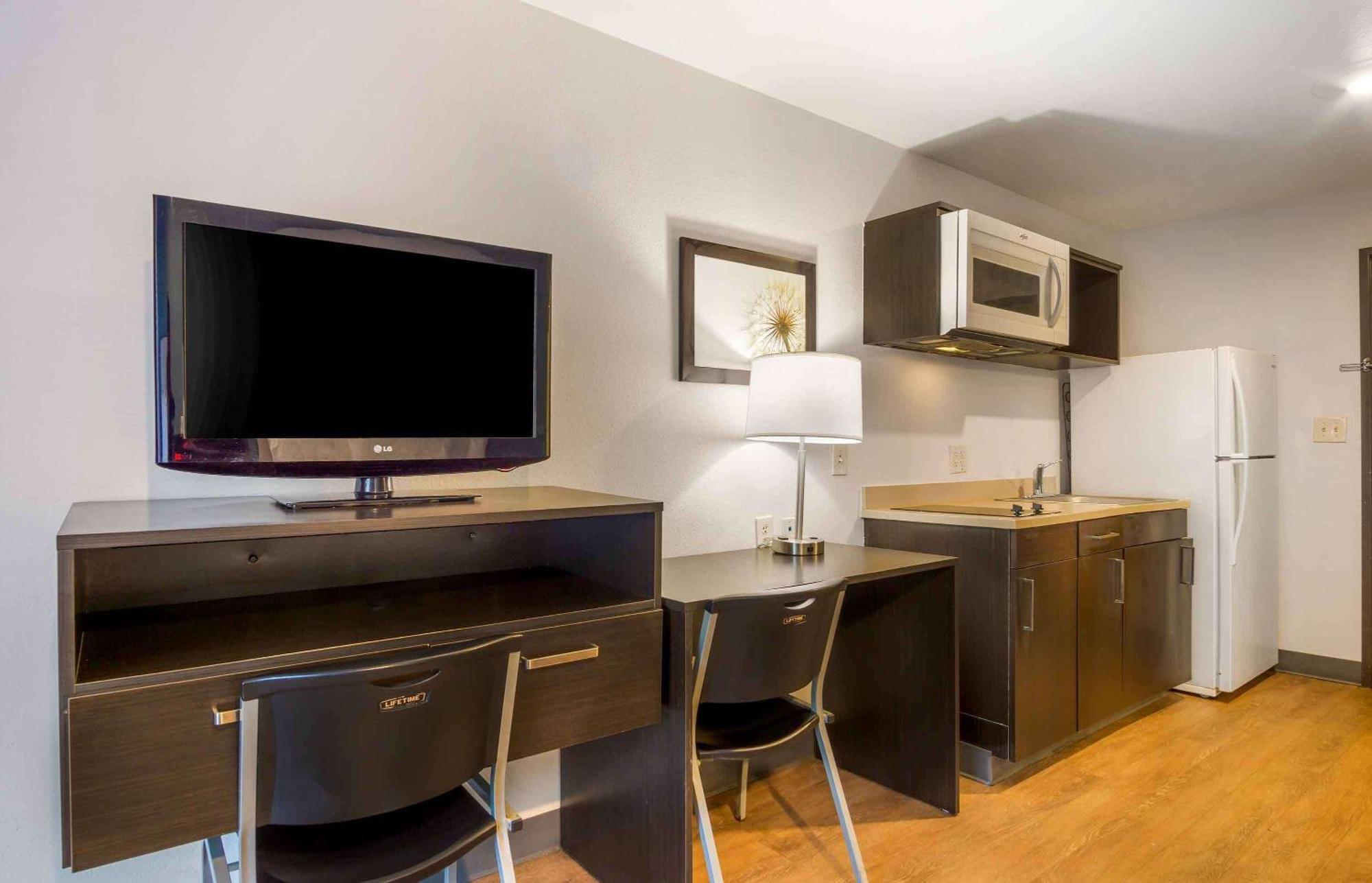 Extended Stay America Select Suites - Charleston - Ashley Phosphate Rd Hanahan Екстер'єр фото